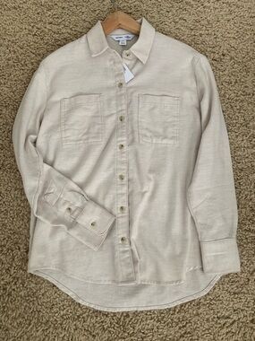 Old Navy Classic boyfriend oversized button down shirt (XS) (NWT )
